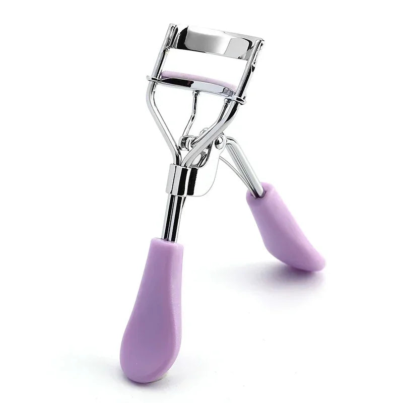 Professional Woman Eyelash Curler